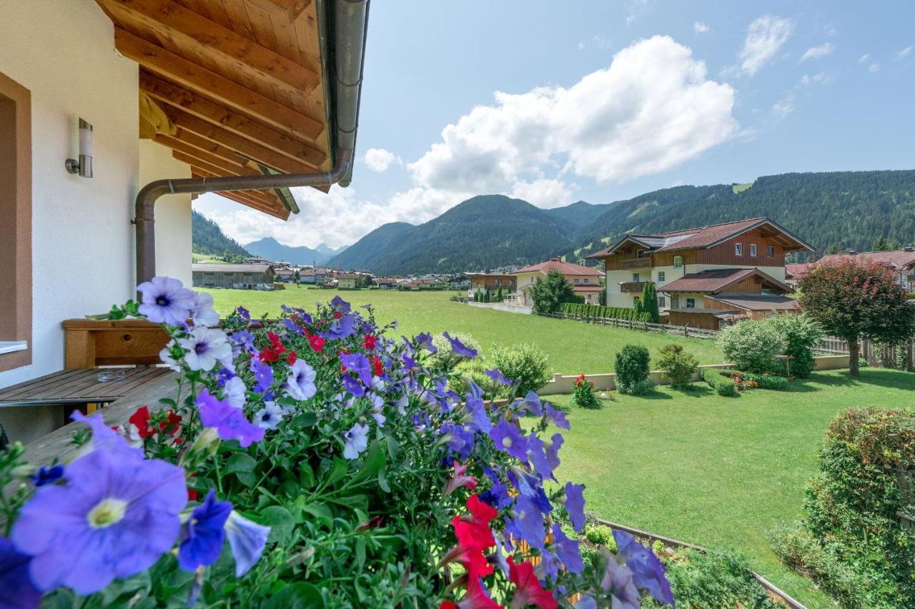 Alpenjuwel Appartements フラッハウ エクステリア 写真