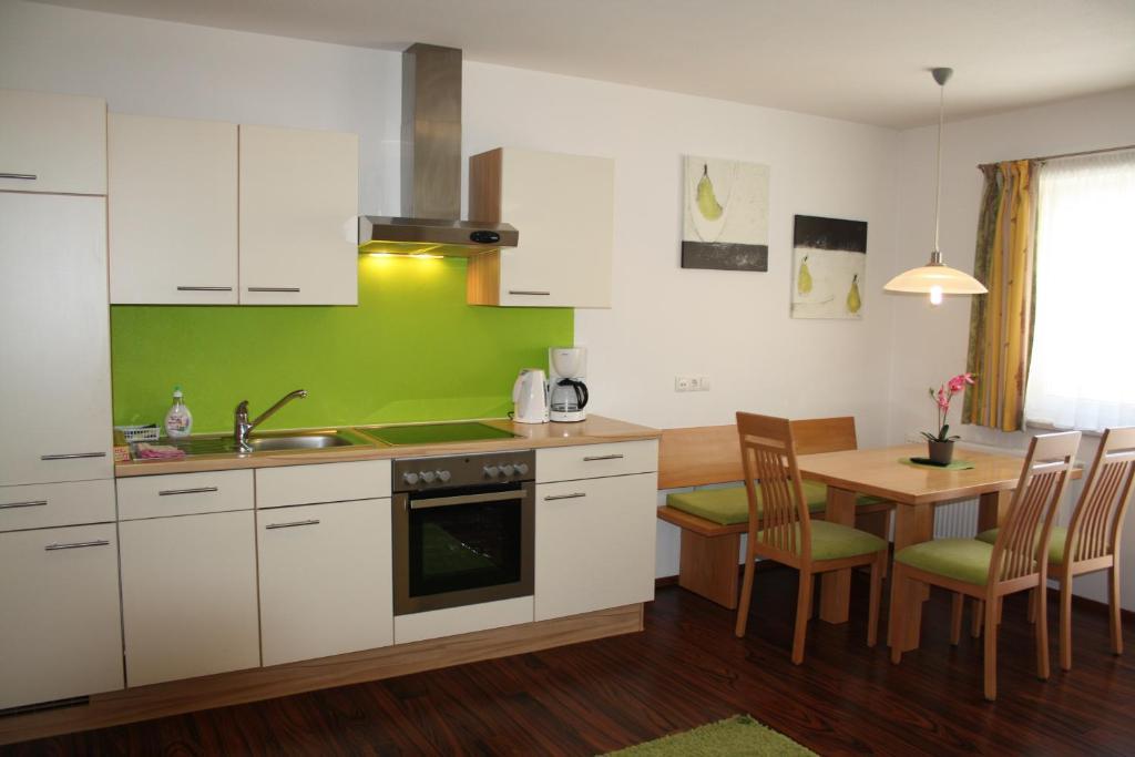 Alpenjuwel Appartements フラッハウ 部屋 写真